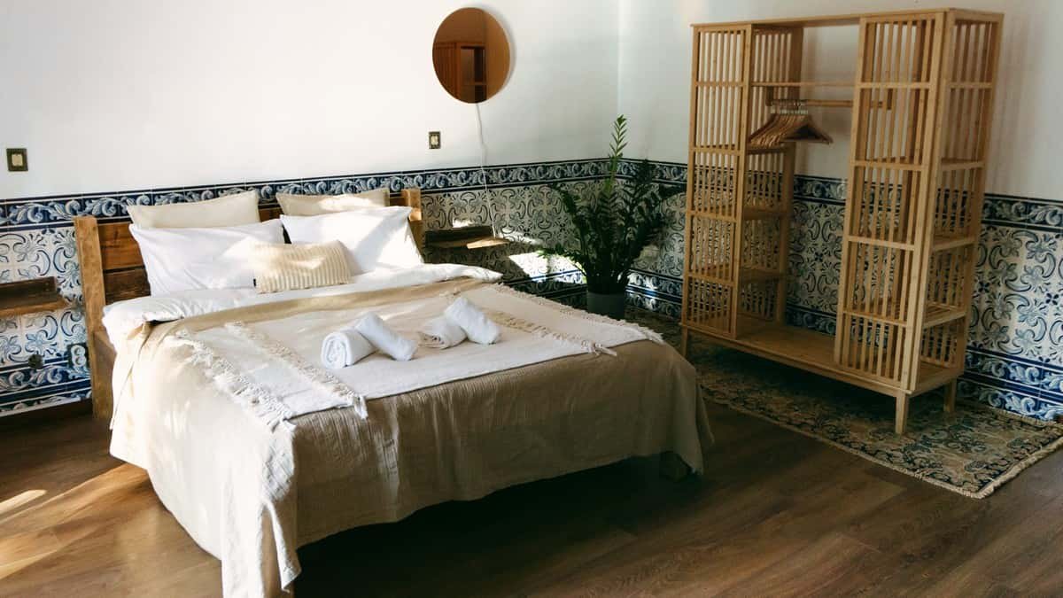 Room 1 View 3