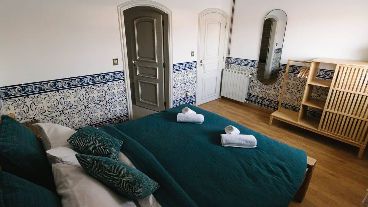Room 2 View 2